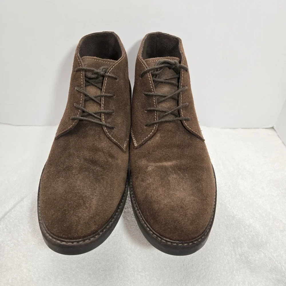 Collection By Clarks Lace Up Chukka Boots Suede Mens Size 11 Color Brown EUC